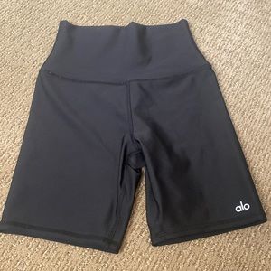 Alo biker shorts